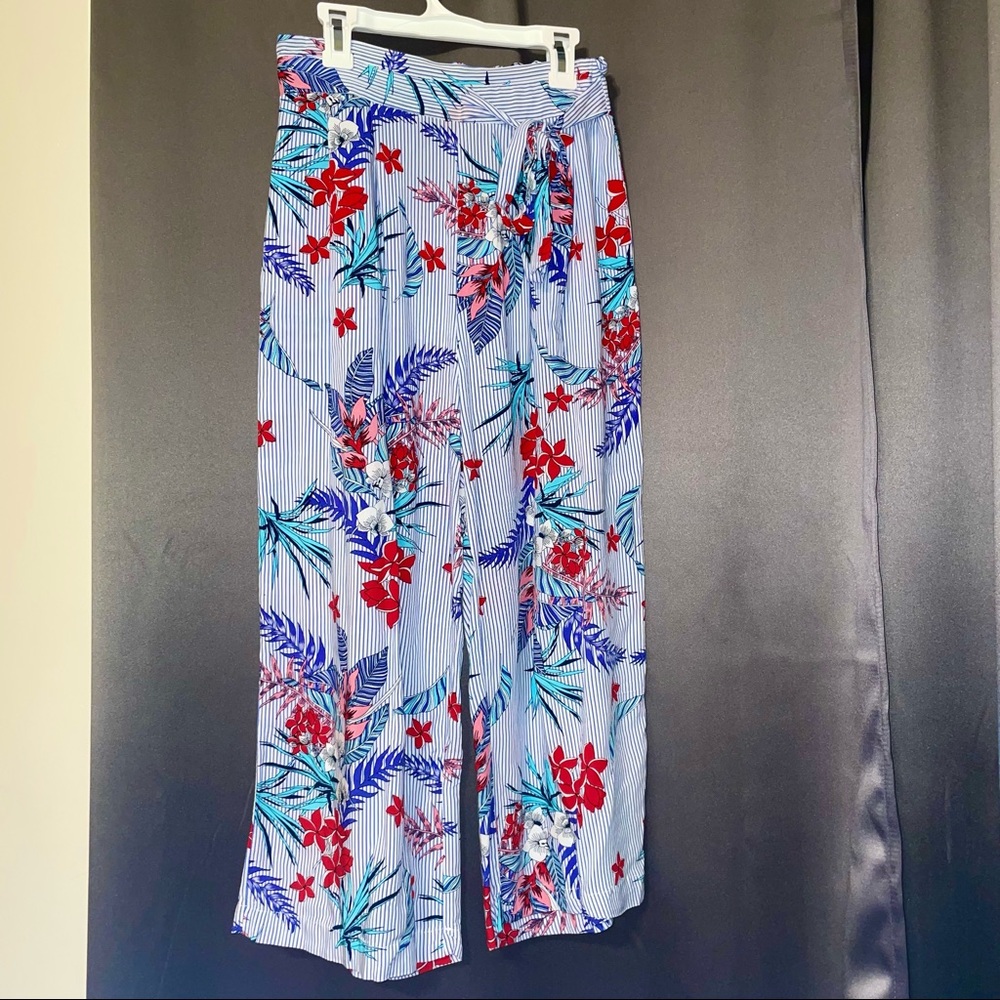 Floral adjustable pants